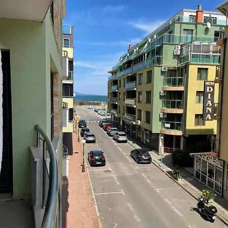 Apartment делукс лазур Pomorie