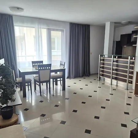 Lägenhet делукс лазур Pomorie